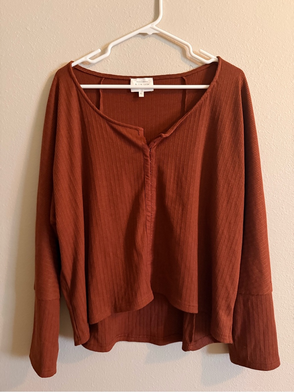 Ribbed Long-Sleeve Henley Top in Rust